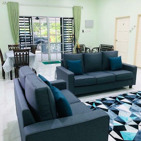 Atocha Homestay - Terong@Taiping Kampong Salak Exterior foto